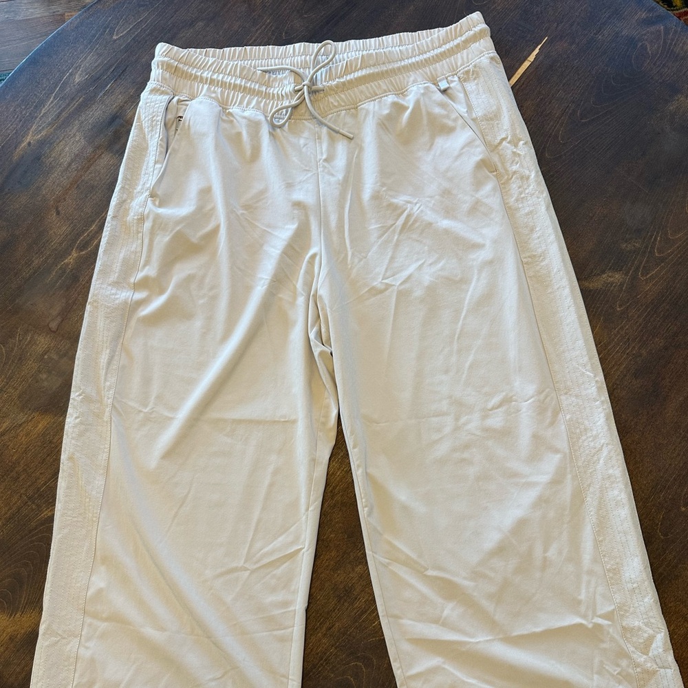 Athleta cropped wide leg pants, 16, feather